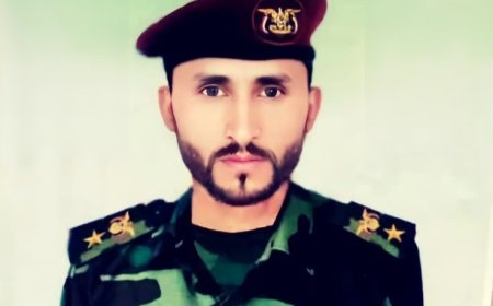 جماعة الحوثي تقر بمصرع أحد قياداتها في غارة أمريكية “الاسم والصورة”
