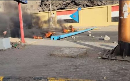 فتحي بن لزرق يعلق على الاحتجاجات التي شهدتها مدينة كريتر