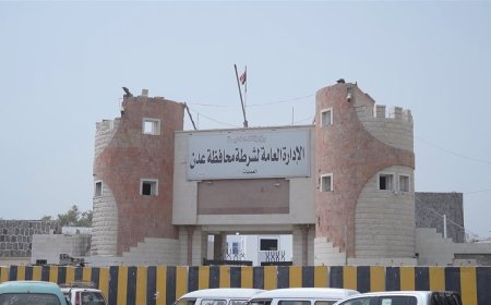 شرطة عدن تقول إنها أوقفت المتورطين في حادثة اقتحام مسجد "المنصورة" وأحالتهم إلى التحقيق