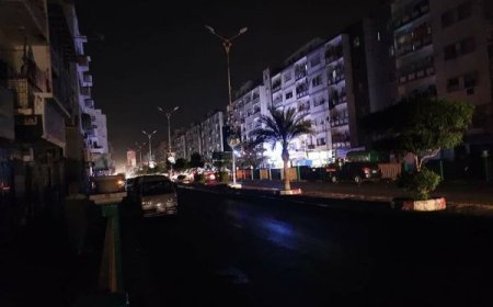 وسط موجة حر خانقة… معاناة سكان عدن تتفاقم بسبب انقطاعات الكهرباء