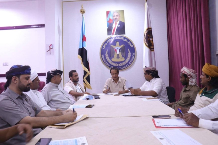 عقب أحداث منفذ صرفيت.. انتقالي المهرة يشكر سلطنة عمان على "دورها الإيجابي"