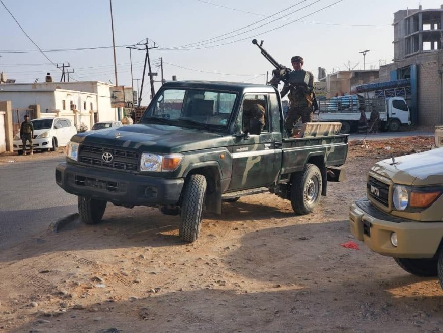 قدموا من مناطق الحوثيين.. تصاعد التوتر الأمني في المهرة عقب وصول 20 طقماً محملاً بالمسلحين إلى "شحن" بمبرر تقديم العزاء