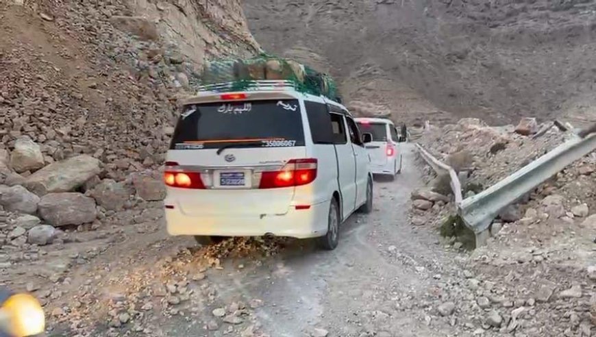 إعادة فتح طريق رئيسي في المهرة بعد انهيارات صخرية أدت لإغلاقه مؤقتاً
